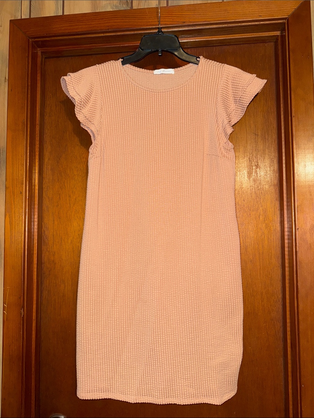 Ces Femme Peach Pink Textured Ruffle Sleeve Dress